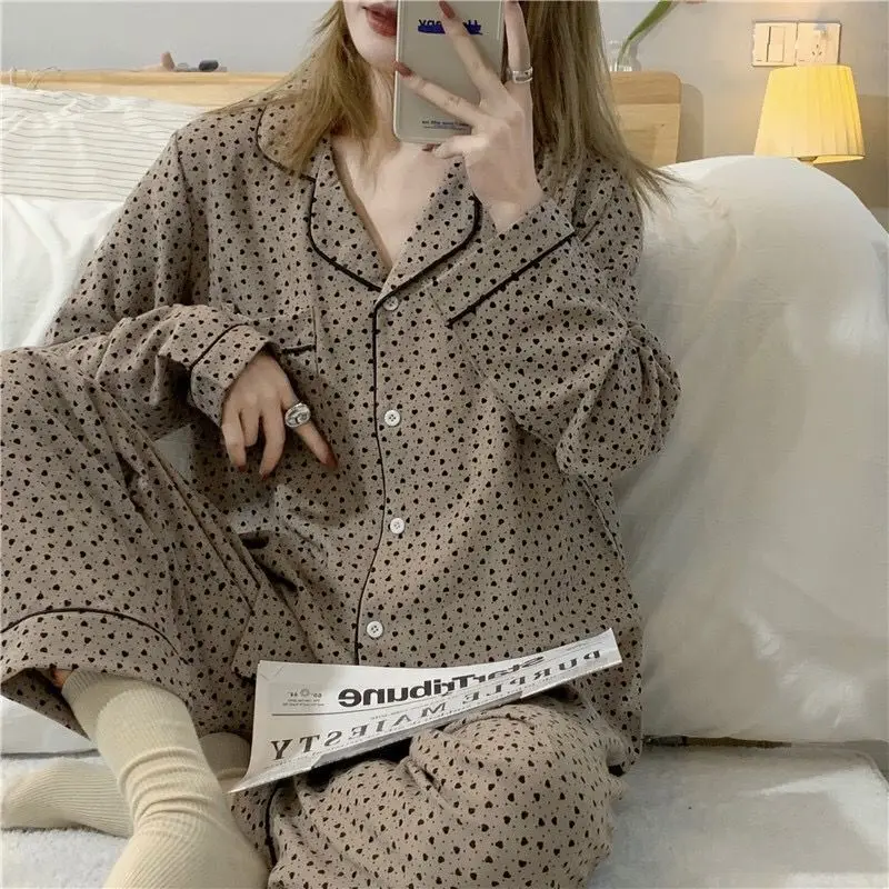 QWEEK Korean Homewear Spring Autumn Pajamas Women Brown Spots Pyjamas Femme Long Sleeve Pijamas Two Piece Set Nightwear 2021
QWEEK Korean Homewear Spring Autumn Pajamas Women Brown Spots Pyjamas Femme Long Sleeve Pijamas Two Piece Set Nightwear 2021