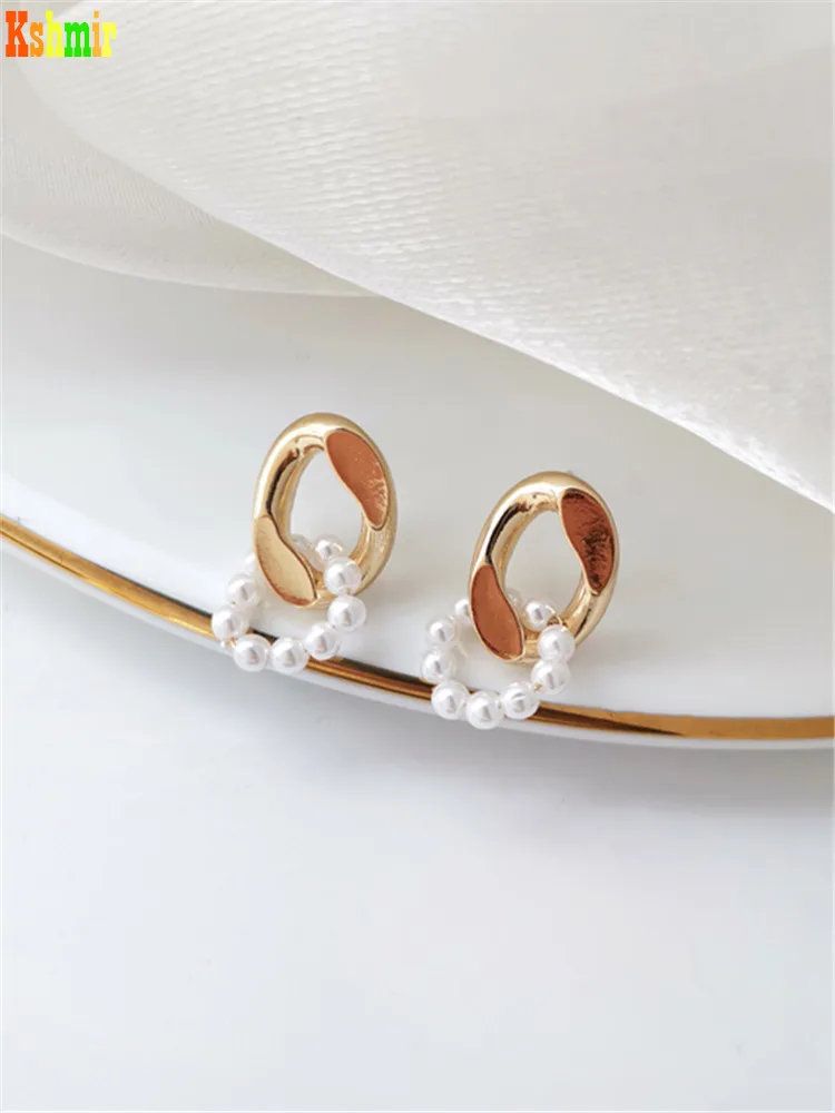 Kshmir Fashion irregular design pearl earrings women metal vintage temperament earrings fashion earrings jewelry gifts 2021
Kshmir Fashion irregular design pearl earrings women metal vintage temperament earrings fashion earrings jewelry gifts 2021