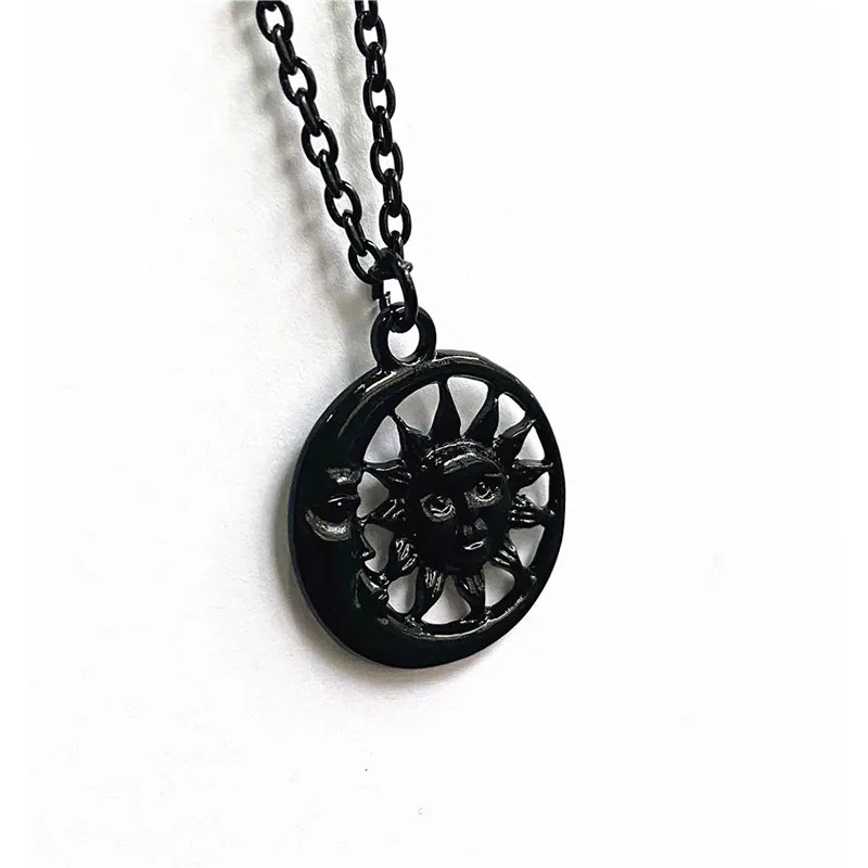 Fashion Charm Sun And Moon Pendant Best Friend Black Necklace Retro Boho Style Tibetan Silver Color Jewelry Fit Couple Gifts
Fashion Charm Sun And Moon Pendant Best Friend Black Necklace Retro Boho Style Tibetan Silver Color Jewelry Fit Couple Gifts