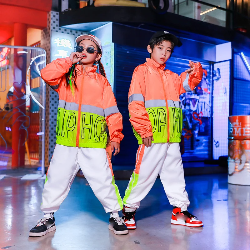 2021 Long Sleeved Jacket Hiphop Pants Suit Children Hip Hop Dance Costumes For Kids Jazz Modern Dance Wear Rave Clothes DQS7932
2021 Long Sleeved Jacket Hiphop Pants Suit Children Hip Hop Dance Costumes For Kids Jazz Modern Dance Wear Rave Clothes DQS7932