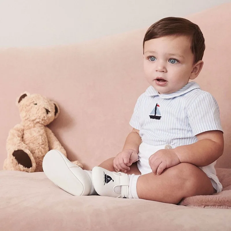 Spanish High End Custom Baby Boys Two Piece Suit Boys Birthday Cotton British Style Cotton Kids Clothes Baby Boy Clothes Set
Spanish High End Custom Baby Boys Two Piece Suit Boys Birthday Cotton British Style Cotton Kids Clothes Baby Boy Clothes Set