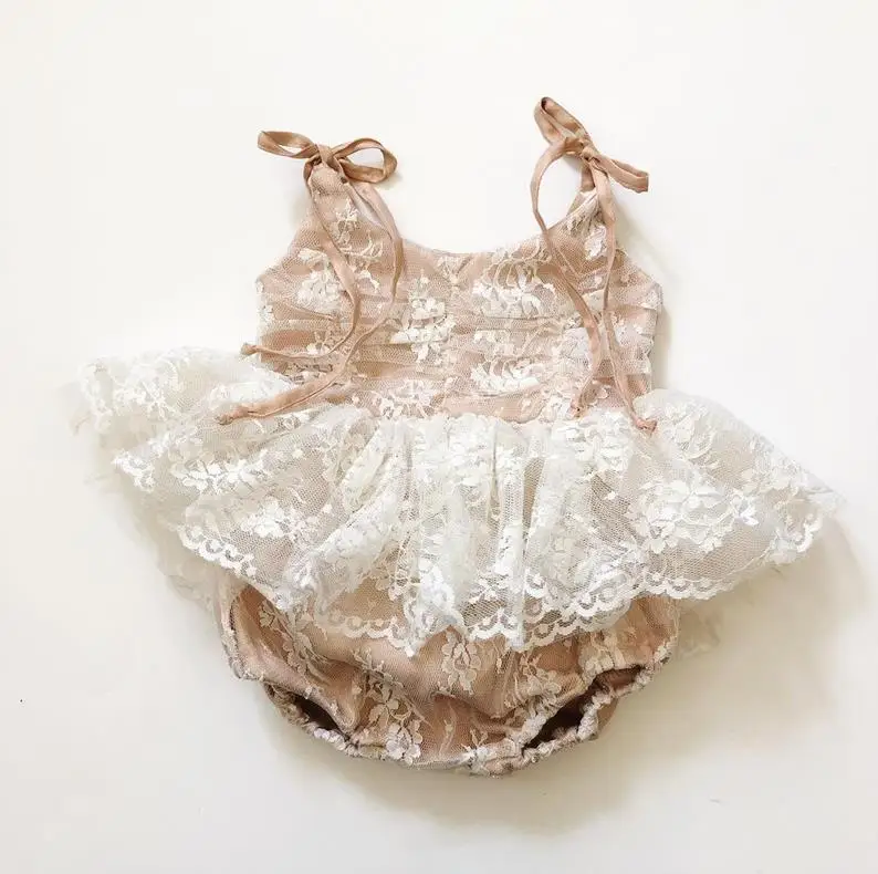 Infant Baby Girls Mesh Stitching Camisole Romper Flower Pattern Adjustable Bandage Bodysuits Sweet Style Summer Clothing
Infant Baby Girls Mesh Stitching Camisole Romper Flower Pattern Adjustable Bandage Bodysuits Sweet Style Summer Clothing