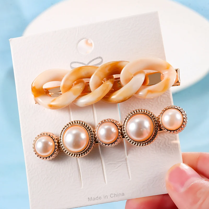 BICUX 1 Set Popular Acrylic Pearl Hair Clips For Women Sweet Girl Simple Korean Hairpin Alloy Handmade hairwear Hair Accessorie
BICUX 1 Set Popular Acrylic Pearl Hair Clips For Women Sweet Girl Simple Korean Hairpin Alloy Handmade hairwear Hair Accessorie