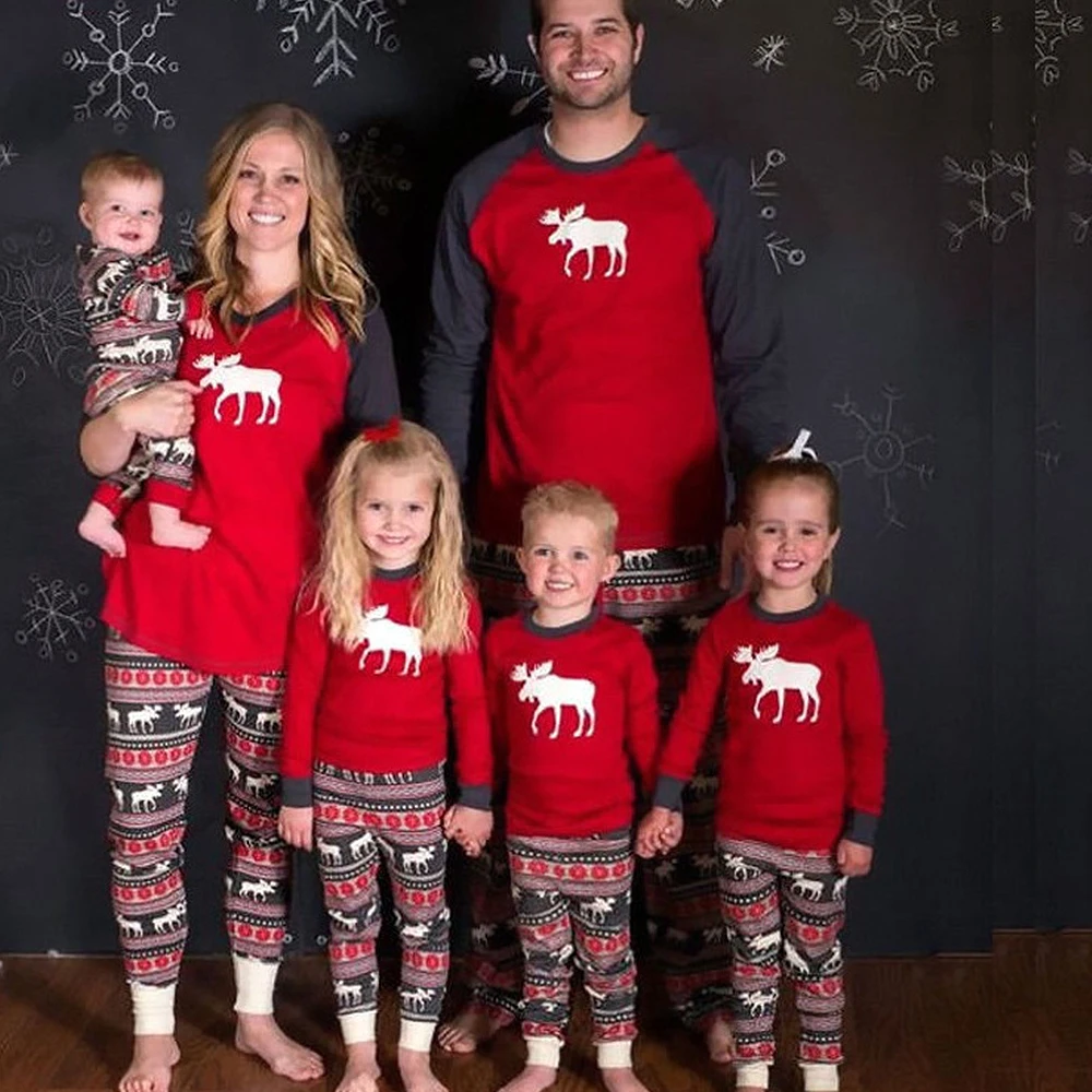 Family Set Pajamas Christmas Clothes Family Christmas Gift Matching Clothing Elk Tree Printing Sleepwear Warm Couple Clothes 
Family Set Pajamas Christmas Clothes Family Christmas Gift Matching Clothing Elk Tree Printing Sleepwear Warm Couple Clothes
