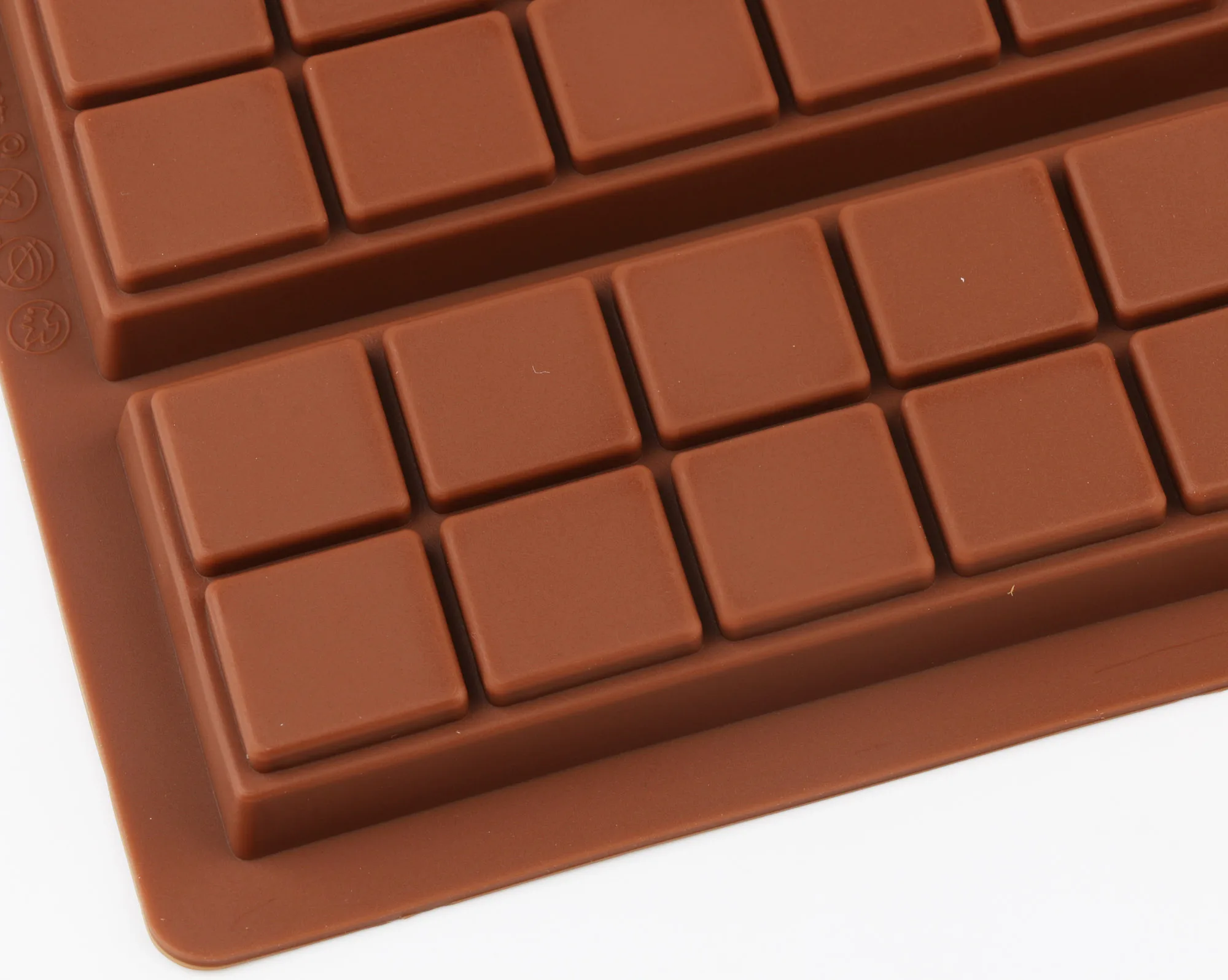 2021 New Silicone Chocolate chunks For Baking Cake Decorating Tools Bakeware Moulds Large Long Bar Chocolate Mold 3D DIY
2021 New Silicone Chocolate chunks For Baking Cake Decorating Tools Bakeware Moulds Large Long Bar Chocolate Mold 3D DIY