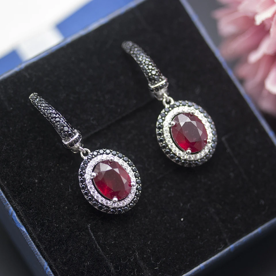 100% Genuine Ruby Dangle Earrings 925 Sterling Silver Oval 9*7mm Precious Gemstone Black Zircon Women Wife Gift Jewelry 2021 New
100% Genuine Ruby Dangle Earrings 925 Sterling Silver Oval 9*7mm Precious Gemstone Black Zircon Women Wife Gift Jewelry 2021 New