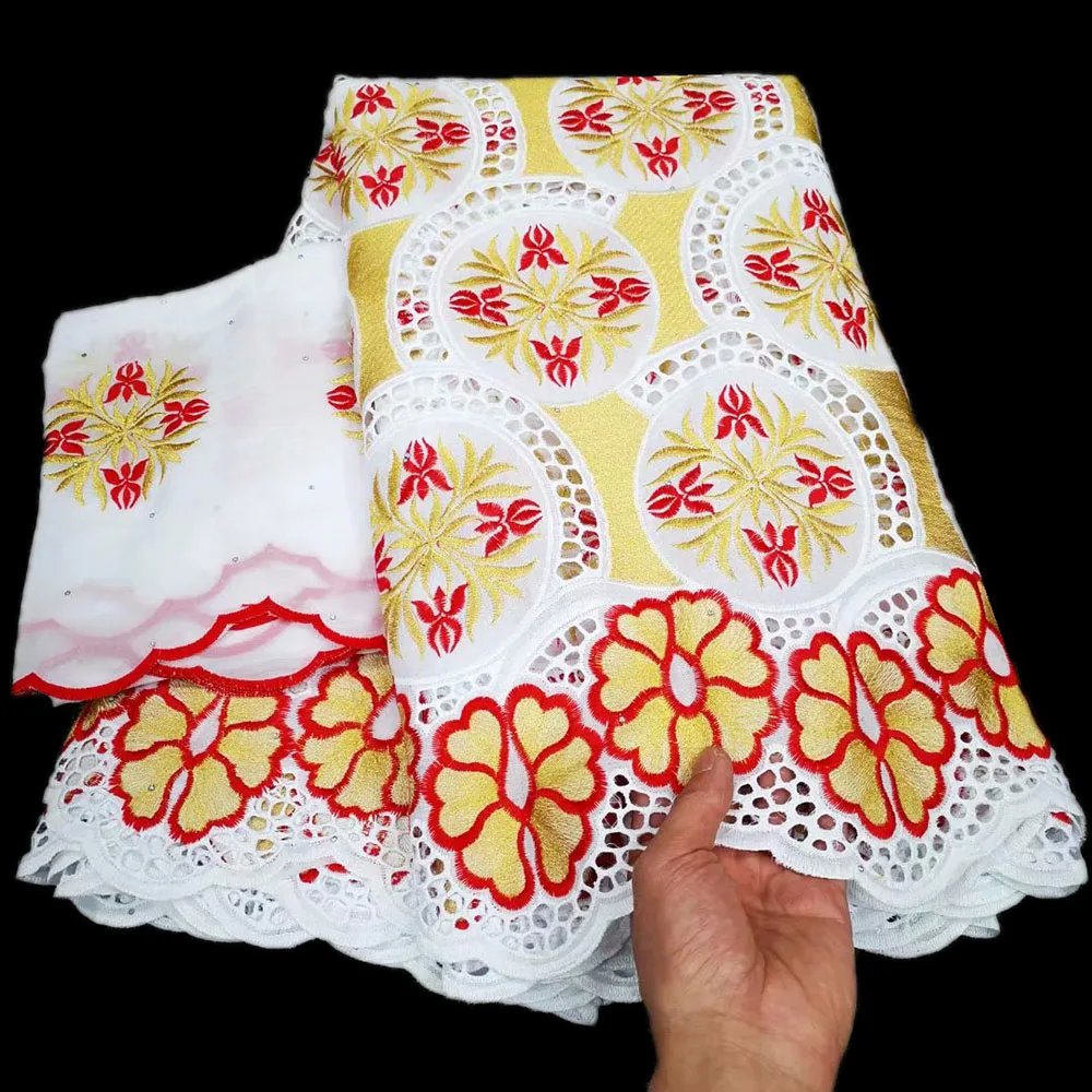 Beautiful Nigeria Cotton Fabric High Quality African Lace Fabric Fashion Embroidery Swiss Voile Lace In Switzerland 5+2 Yard/lot
Beautiful Nigeria Cotton Fabric High Quality African Lace Fabric Fashion Embroidery Swiss Voile Lace In Switzerland 5+2 Yard/lot