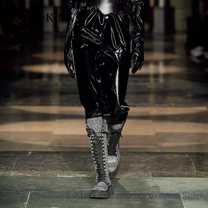 2020 New Runway Crystal Thick Bottom Women Knee High Boots Autumn Winter Ladies Thick Sole Boots Retro Punk Woman Botas Mujer
2020 New Runway Crystal Thick Bottom Women Knee High Boots Autumn Winter Ladies Thick Sole Boots Retro Punk Woman Botas Mujer
