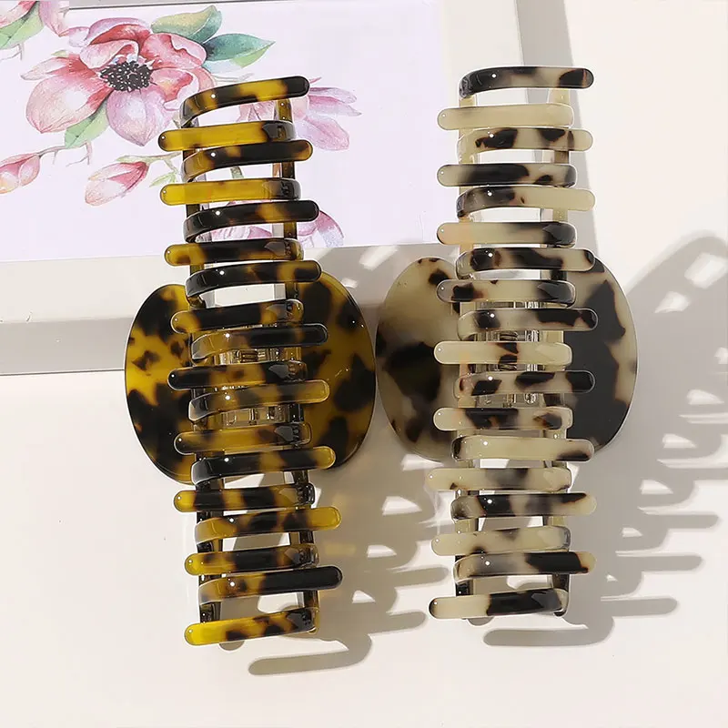 High Quality Acetate Leopard Hair Claws Large Barrette Crab Claw Clip Bath Clip Ponytail Clip For Women Girls Hair Accessories
High Quality Acetate Leopard Hair Claws Large Barrette Crab Claw Clip Bath Clip Ponytail Clip For Women Girls Hair Accessories