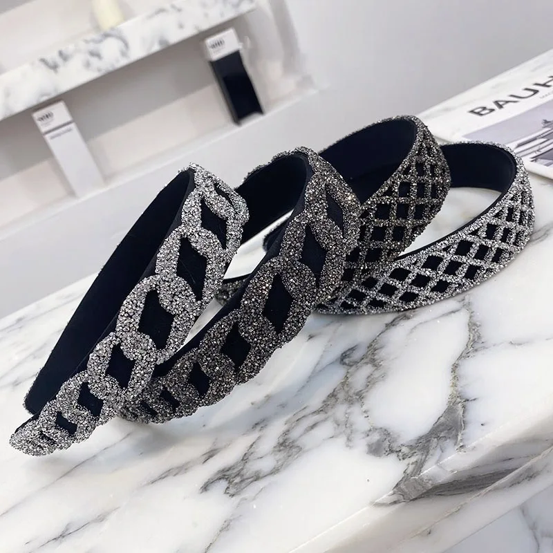 2021 New Fashion Women's Rhinestone Hairband Wide Side Resin Chain Headband Casual Party Travel Hair Hoop Hair Accessories
2021 New Fashion Women's Rhinestone Hairband Wide Side Resin Chain Headband Casual Party Travel Hair Hoop Hair Accessories