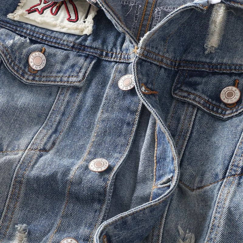 American Streetwear Fashion Men Jacket Blue Color Retro Washed Patchwork Hip Hop Jacket Men Destroyed Ripped Denim Jacket Hombre
American Streetwear Fashion Men Jacket Blue Color Retro Washed Patchwork Hip Hop Jacket Men Destroyed Ripped Denim Jacket Hombre