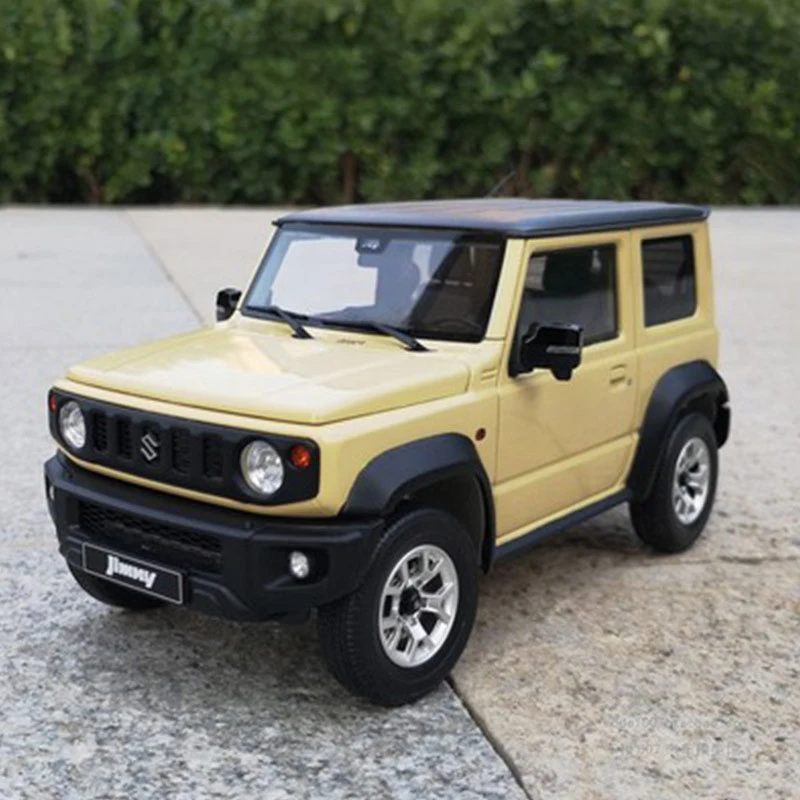 Diecast CAR MODEL 1:18 Suzuki Jimny car model LCD original off-road vehicle alloy simulation car model
Diecast CAR MODEL 1:18 Suzuki Jimny car model LCD original off-road vehicle alloy simulation car model