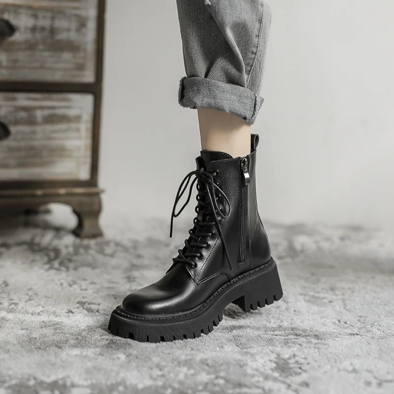 High-top Thick-soled Women's Boots Autumn 2021 New Fashion British Style Thick-soled Motorcycle Boots Thick-soled Women's Boots
High-top Thick-soled Women's Boots Autumn 2021 New Fashion British Style Thick-soled Motorcycle Boots Thick-soled Women's Boots