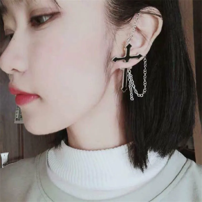Fashion Personality Versatile Exaggerated Black Cross Pendant Chain Earbone Earrings
Fashion Personality Versatile Exaggerated Black Cross Pendant Chain Earbone Earrings