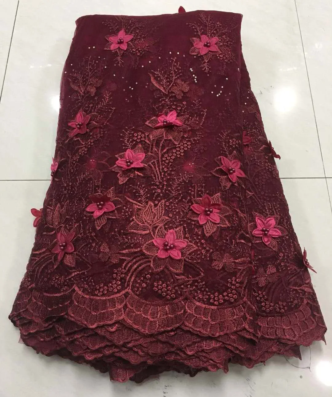 Latest Woman Red Nigerian Lace Fabrics 2021High Quality African French Lace Fabric with Beads and Stones for Wedding Dress ZA35
Latest Woman Red Nigerian Lace Fabrics 2021High Quality African French Lace Fabric with Beads and Stones for Wedding Dress ZA35