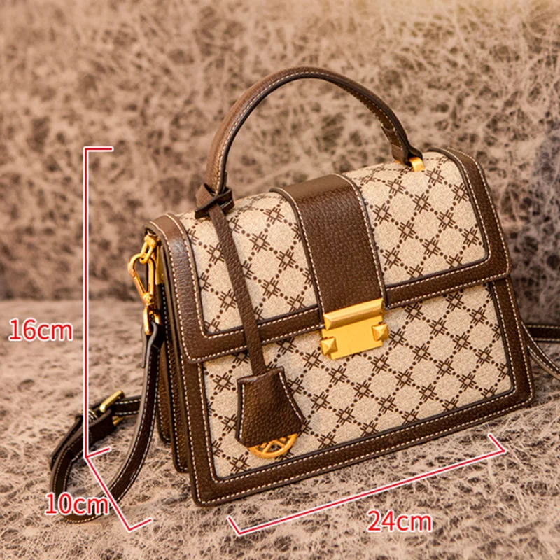 Messenger PVC bag Western style fashion 2021 new trendy all-match bag large-capacity women's bag single-shoulder handbag
Messenger PVC bag Western style fashion 2021 new trendy all-match bag large-capacity women's bag single-shoulder handbag