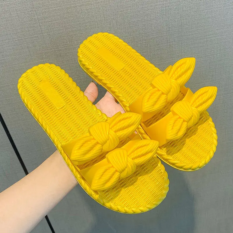 Slippers Women's Summer Wear Bows and Lovely Korean Version of The New Fairy Online Celebrity Anti-slip Flat Sandals Students
Slippers Women's Summer Wear Bows and Lovely Korean Version of The New Fairy Online Celebrity Anti-slip Flat Sandals Students