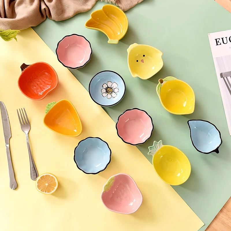 Japanese ceramic seasoning dish, household dumpling dipping sauce, hot pot dish, snack sauce, flavor dish, creative tableware
Japanese ceramic seasoning dish, household dumpling dipping sauce, hot pot dish, snack sauce, flavor dish, creative tableware