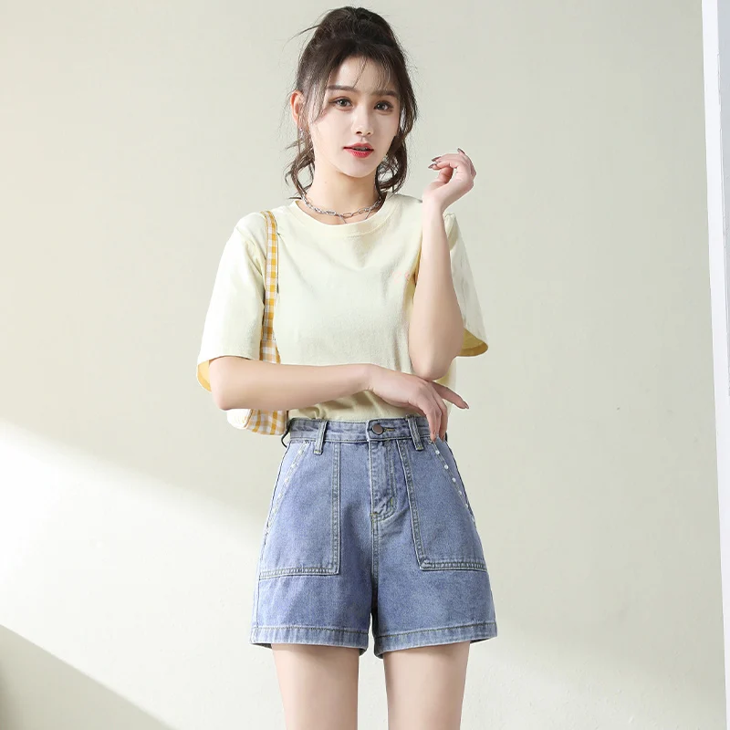 Chic Khaki 2021 Summer New High Waist Wide Leg Pants Light Color Beaded Hot Pants Women's Chic Elegant Korean Style Denim Shorts
Chic Khaki 2021 Summer New High Waist Wide Leg Pants Light Color Beaded Hot Pants Women's Chic Elegant Korean Style Denim Shorts