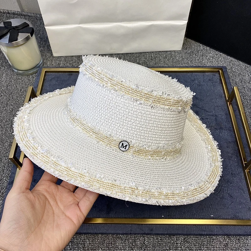 Summer New M Letter Retro Ribbon Braided Flat Head Straw Hat Lady Hepburn Wide-brim Sun Hat British Style Sunscreen Beach Hat 
Summer New M Letter Retro Ribbon Braided Flat Head Straw Hat Lady Hepburn Wide-brim Sun Hat British Style Sunscreen Beach Hat