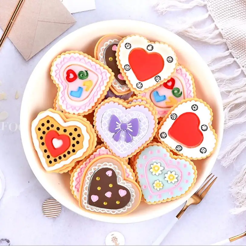 Kawaii печенье полимерные Стразы плоские с оборота в форме сердца торта кабошон, сделай сам, ювелирное изделие для волос ручной работы украшен...
Kawaii печенье полимерные Стразы плоские с оборота в форме сердца торта кабошон, сделай сам, ювелирное изделие для волос ручной работы украшен...