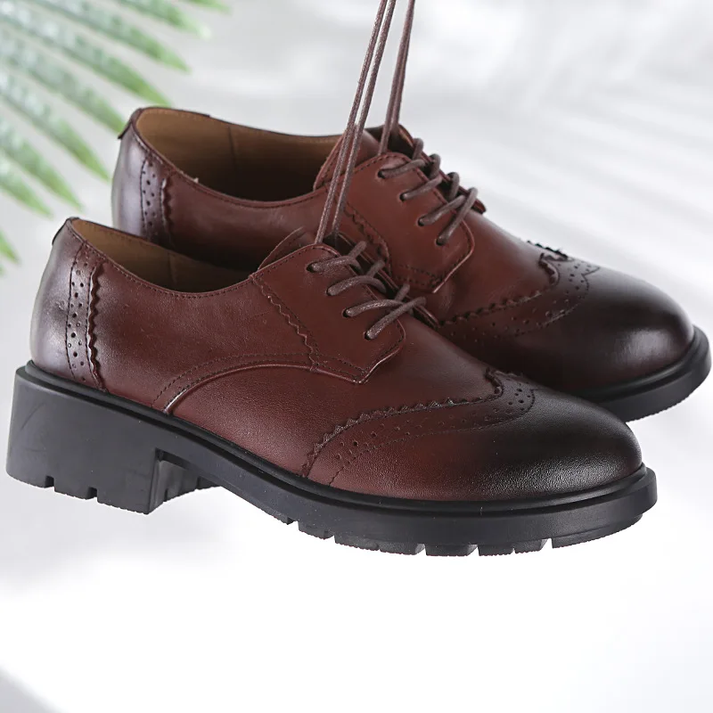 CICIYANG 2023 Spring Single Shoes Women Genuine Leather Ladies Brock Low Heels Lace up Big Size 41 42 Female Pump Oxford Shoes
CICIYANG 2023 Spring Single Shoes Women Genuine Leather Ladies Brock Low Heels Lace up Big Size 41 42 Female Pump Oxford Shoes