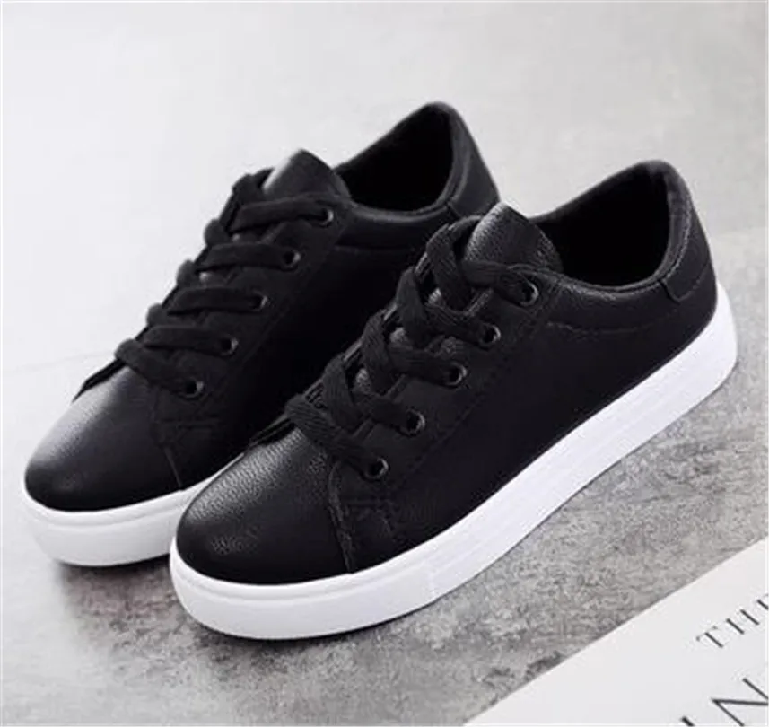 High Quality Men Running Shoes Lightweight Cushion Sports Footwear Fitness Walk Trainers
High Quality Men Running Shoes Lightweight Cushion Sports Footwear Fitness Walk Trainers