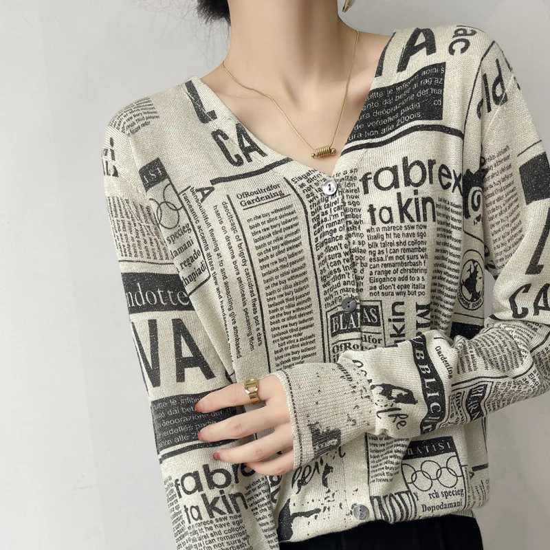 Women's spring and autumn new worsted wool knitted cardigan women's pictorial style plus gold worsted wool cardigan women's blou
Women's spring and autumn new worsted wool knitted cardigan women's pictorial style plus gold worsted wool cardigan women's blou