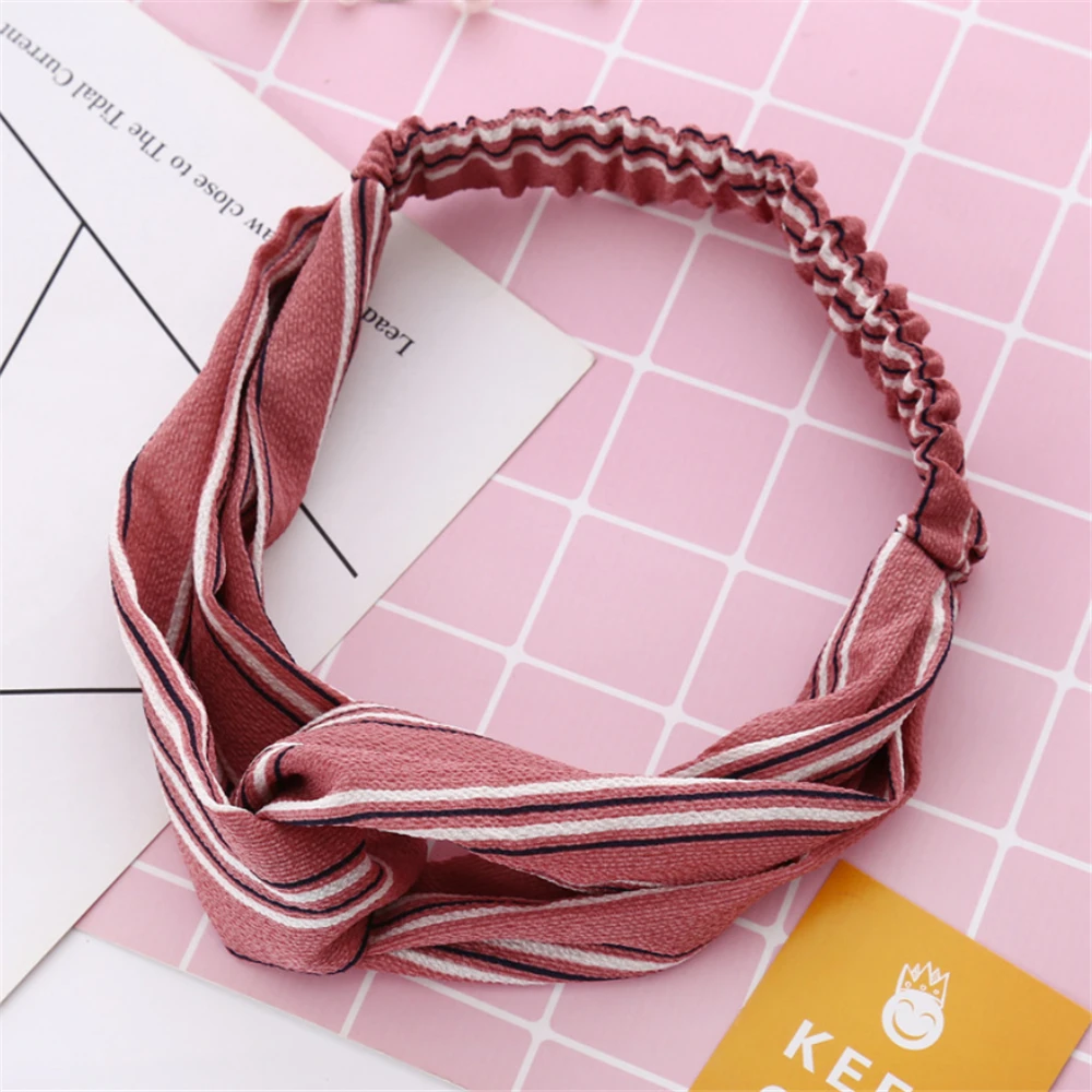 Striped Contrast Satin Cross Hair Band Width Edge Elastic Wild Headband Wash Face Hairbands Hair Accessories
Striped Contrast Satin Cross Hair Band Width Edge Elastic Wild Headband Wash Face Hairbands Hair Accessories