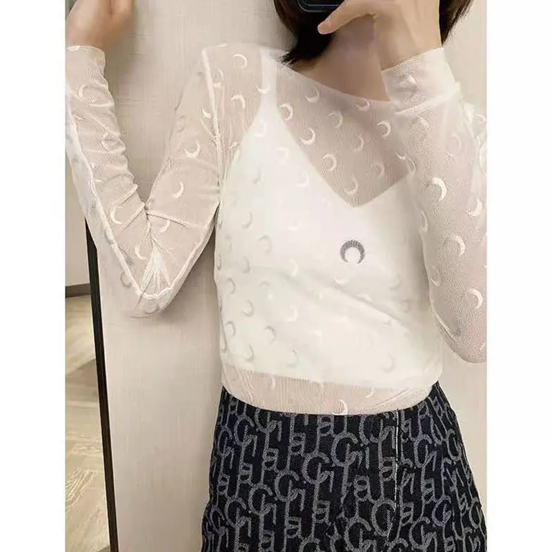101533 2021 Spring Summer New Classic Moon Print Design Semi Transparent Mesh Elastic Sexy Long Sleeve Bottomed T-shirt Women M2
101533 2021 Spring Summer New Classic Moon Print Design Semi Transparent Mesh Elastic Sexy Long Sleeve Bottomed T-shirt Women M2