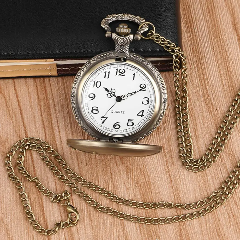 Retro Bronze Castle Building Quartz Pocket Watch Necklace Pendant Chain Women Men Watches Antique Clock Gifts Reloj De Bolsillo
Retro Bronze Castle Building Quartz Pocket Watch Necklace Pendant Chain Women Men Watches Antique Clock Gifts Reloj De Bolsillo