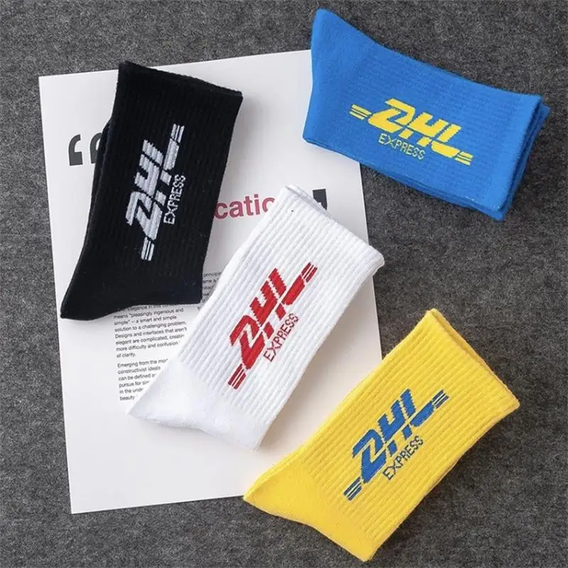 Men's hip hop socks style letter printing tide men's and women's fashion personality socks basketball skateboard street socks
Men's hip hop socks style letter printing tide men's and women's fashion personality socks basketball skateboard street socks