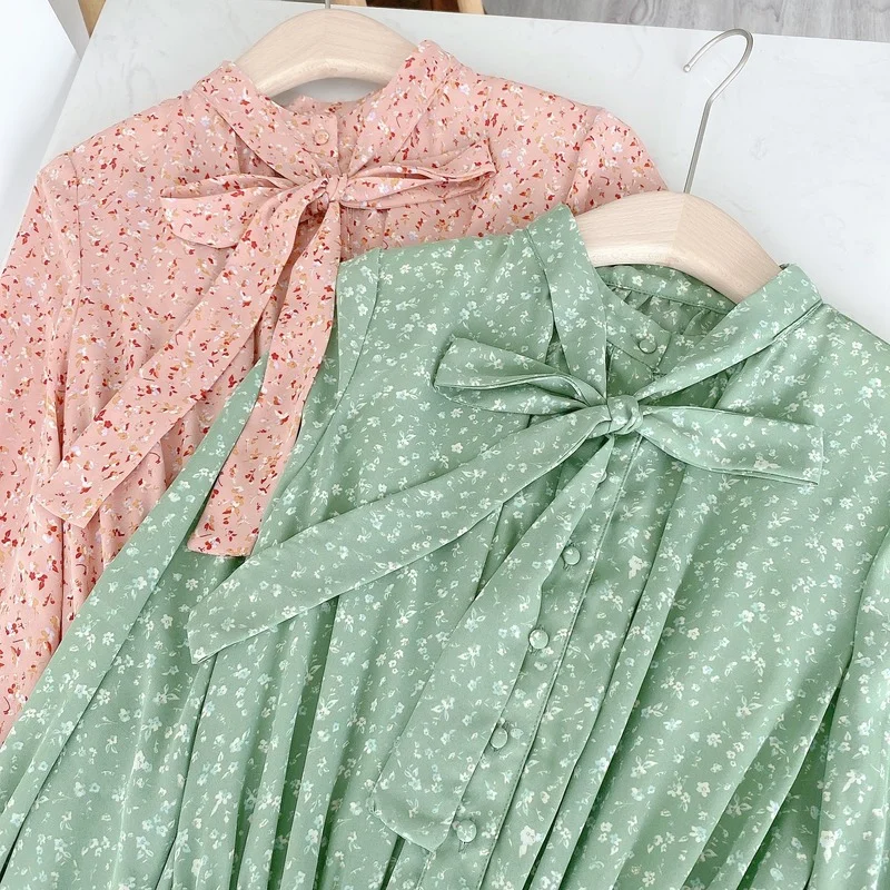 Spring Vintage Print Woman Dress Lace Up Bow Pleated Vestidos De Mujer 2021 Elegant Long Sleeve Long Dresses Women + Camis 
Spring Vintage Print Woman Dress Lace Up Bow Pleated Vestidos De Mujer 2021 Elegant Long Sleeve Long Dresses Women + Camis