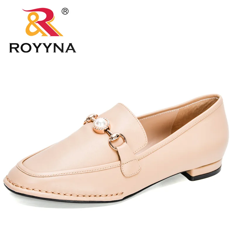 ROYYNA 2021 New Designers Classics Slip On Flat Shoes Women Genuine Leather Shoes Woman Metal Buckle Low Heels Dress Shoes Lady
ROYYNA 2021 New Designers Classics Slip On Flat Shoes Women Genuine Leather Shoes Woman Metal Buckle Low Heels Dress Shoes Lady