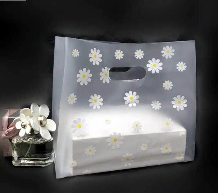 100pcs 5sizes Lovely Floral Gift Bag Thicken Plastic Carry Bag Shopping bag ,Takeaway salad packing bag
100pcs 5sizes Lovely Floral Gift Bag Thicken Plastic Carry Bag Shopping bag ,Takeaway salad packing bag