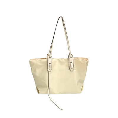 Нишу дизайн с узором «крокодиловая кожа» Роскошные Сумки для Для женщин 2021 дамские ручные сумки женские светильник класса люкс ручной зажи...
Нишу дизайн с узором «крокодиловая кожа» Роскошные Сумки для Для женщин 2021 дамские ручные сумки женские светильник класса люкс ручной зажи...