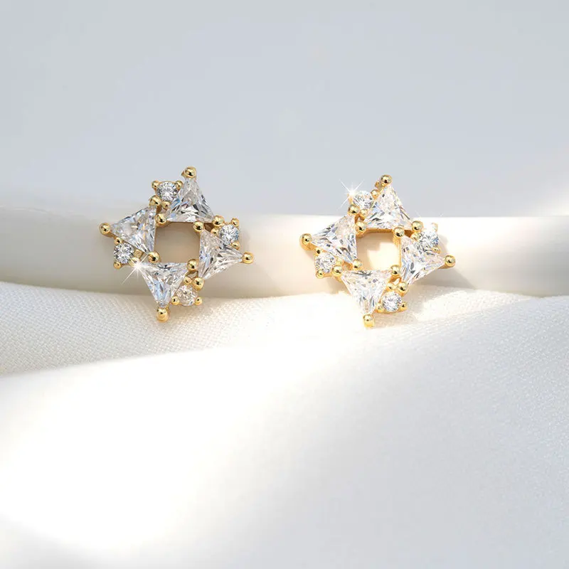 YC3899E S925 Silver Fashion Sweet Delicacy 4A Zircon Geometry Square Ear Stud GIRL'S Gift Party Banquet WOMEN'S Jewelry Earrings
YC3899E S925 Silver Fashion Sweet Delicacy 4A Zircon Geometry Square Ear Stud GIRL'S Gift Party Banquet WOMEN'S Jewelry Earrings