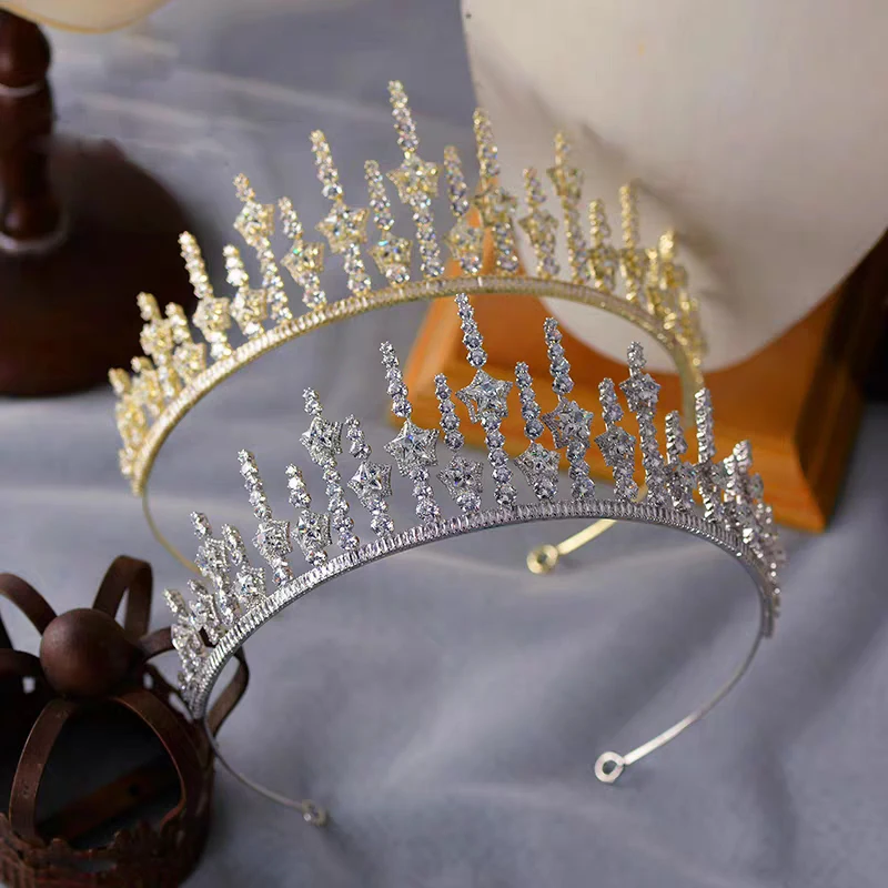 Elegant Royal Brides Tiaras Headpieces Hairbands Clear Crystal Wedding Hair Accessories
Elegant Royal Brides Tiaras Headpieces Hairbands Clear Crystal Wedding Hair Accessories