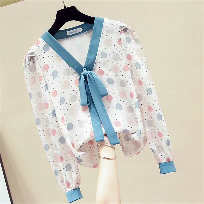 2021 spring new women's floral pattern dot print blouse ladies shirt design niche chiffon tops
2021 spring new women's floral pattern dot print blouse ladies shirt design niche chiffon tops
