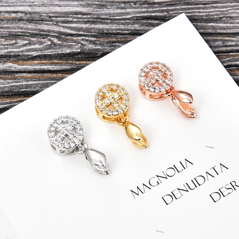 10pcs/pack 16*8mm Minimalism cross/quadrangle clip earrings with rose gold plating platinum charm gift for lover, girlfriend 
10pcs/pack 16*8mm Minimalism cross/quadrangle clip earrings with rose gold plating platinum charm gift for lover, girlfriend