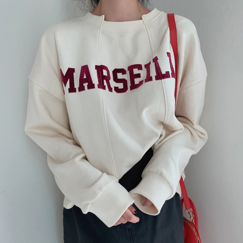Women Hoodies 2021 New Korean Fashion Design Irregular Neckline Craft Letters Loose Wild Long-sleeved Pullover Hoodie Sweatshirt
Women Hoodies 2021 New Korean Fashion Design Irregular Neckline Craft Letters Loose Wild Long-sleeved Pullover Hoodie Sweatshirt