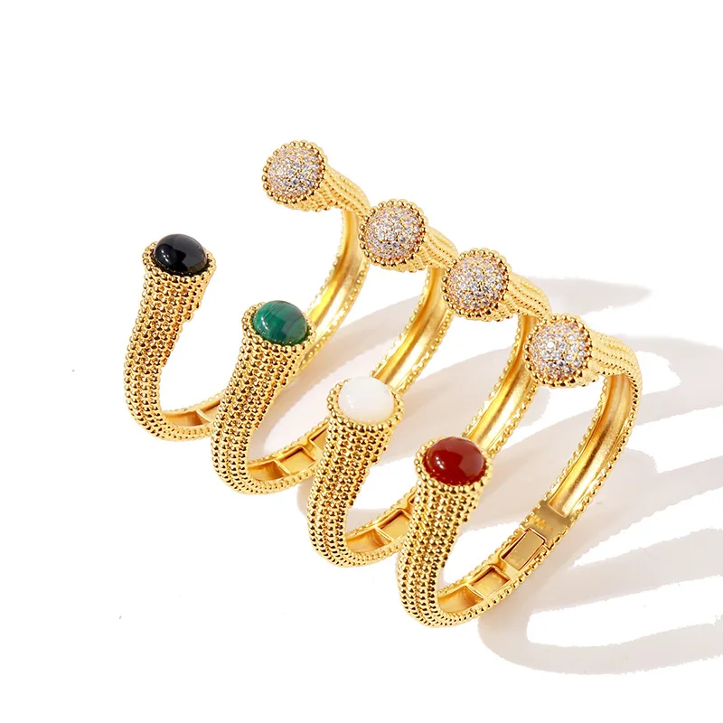 Luxury Crystal and agate Cuff Bangles for Women New Fashion Gold Color Brand Bridal Wedding Bracelet&Bangle Red Agate Bangle
Luxury Crystal and agate Cuff Bangles for Women New Fashion Gold Color Brand Bridal Wedding Bracelet&Bangle Red Agate Bangle