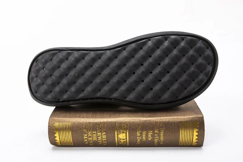 2021 Summer New Genuine Leather Men Slipper Sandals Ultra Lightweight Comfortable Simple Massage Slide Shoes Black Brown
2021 Summer New Genuine Leather Men Slipper Sandals Ultra Lightweight Comfortable Simple Massage Slide Shoes Black Brown