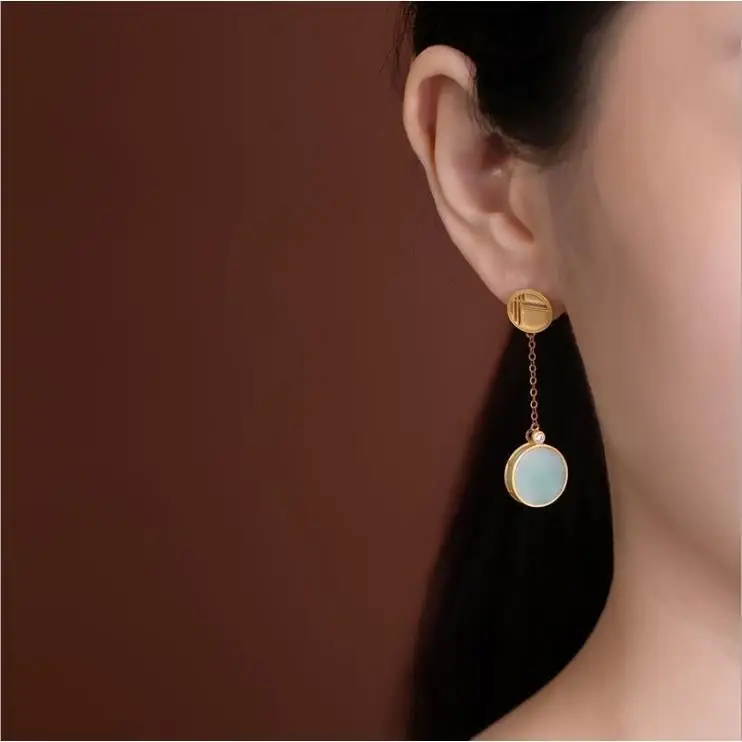 Natural Hetian jasper round tassel earrings Chinese style retro small exquisite craftsmanship charm women's brand silver jewelry
Natural Hetian jasper round tassel earrings Chinese style retro small exquisite craftsmanship charm women's brand silver jewelry