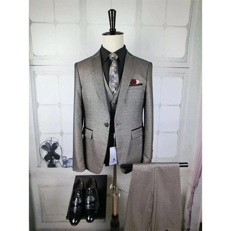New Style Dark Grey SUITS Men Suits Blazer Slim Fit Mens Wedding Prom Party Suit Jackets Groom Groomsmen wearing suits For Men
New Style Dark Grey SUITS Men Suits Blazer Slim Fit Mens Wedding Prom Party Suit Jackets Groom Groomsmen wearing suits For Men
