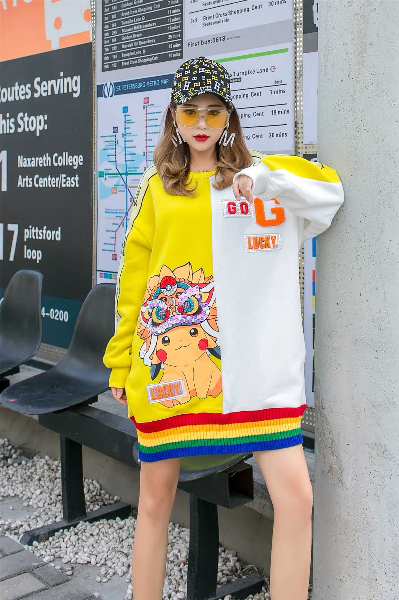 Autumn and winter ladies sweater 2019 winter new cartoon sequin stitching thickening long paragraph loose sweater women 
Autumn and winter ladies sweater 2019 winter new cartoon sequin stitching thickening long paragraph loose sweater women