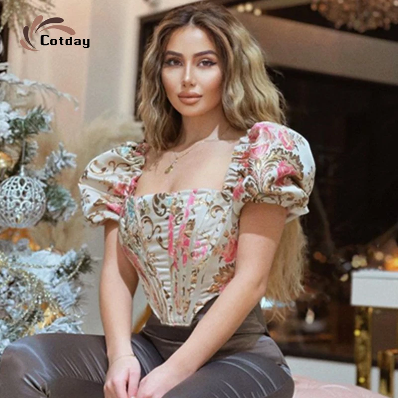 Cotday Embroidery New Silver Floral Square Collar Puff Sleeve Vintage Sexy Open Navel Slim Sexy Women Short Top
Cotday Embroidery New Silver Floral Square Collar Puff Sleeve Vintage Sexy Open Navel Slim Sexy Women Short Top
