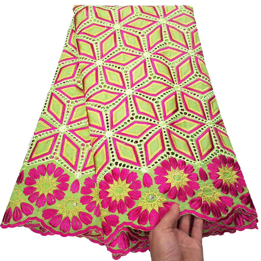 100% Cotton Swiss Voile Lace In Switzerland Fashion High Quality Nigerian Embroidery African Lace Fabric 5 Yards for Party Dress
100% Cotton Swiss Voile Lace In Switzerland Fashion High Quality Nigerian Embroidery African Lace Fabric 5 Yards for Party Dress