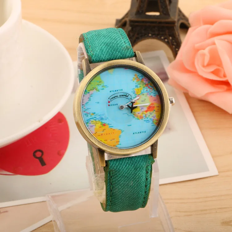 Nice PopCasual Fashion Trend Bronze Airplane Map Ladies watch, Rotating Second hand, Belt unisex, Earth Quartz Watch Explosion
Nice PopCasual Fashion Trend Bronze Airplane Map Ladies watch, Rotating Second hand, Belt unisex, Earth Quartz Watch Explosion