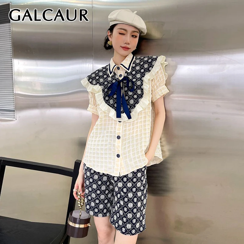 GALCAUR Print Three Piece Set For Women Patchwork Lace Shawl O Neck Puff Short Sleeve Shirt High Waist Shorts Loose Sets Female 
GALCAUR Print Three Piece Set For Women Patchwork Lace Shawl O Neck Puff Short Sleeve Shirt High Waist Shorts Loose Sets Female